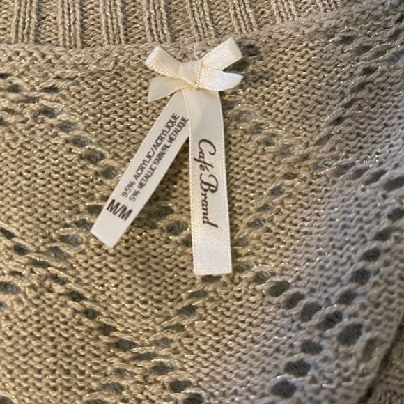 ✨Sparkly Beige V-Neck Sweater✨ - Picture 3 of 3